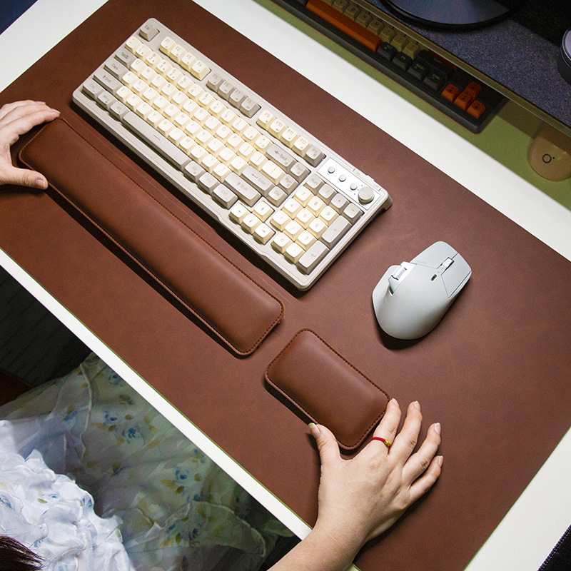 แผ่นรองเมาส์กันน้ำ PU ขนาดใหญ่ - Ergonomic Mouse Pad With Wrist Support บทวิจารณ์และราคา